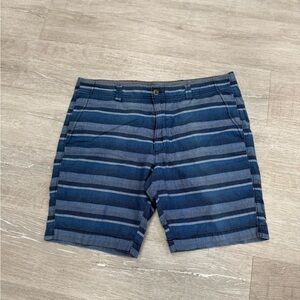 Roundtree & Yorke Blue & White Striped Shorts - Size 36